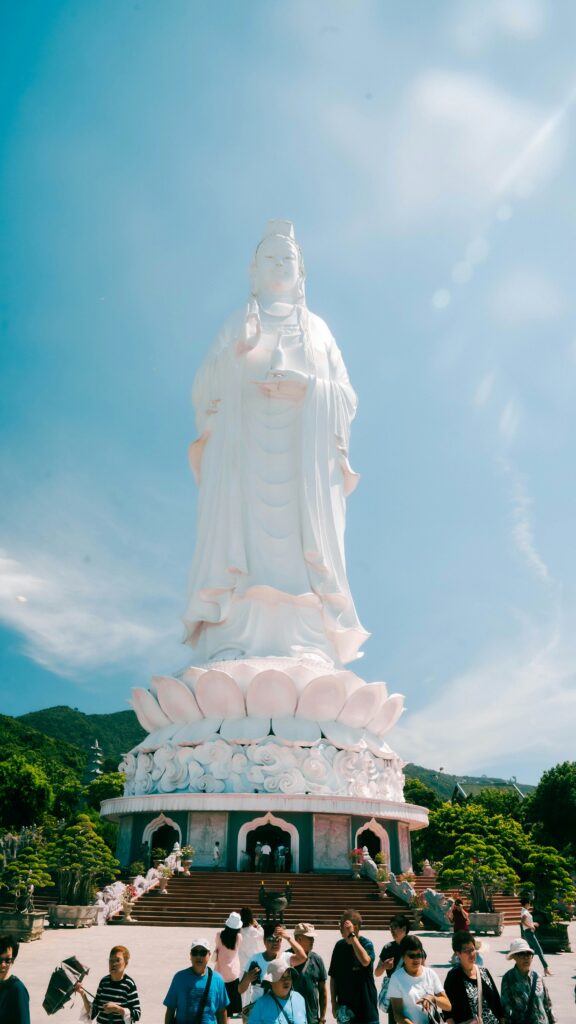 vietnami retriit buddha